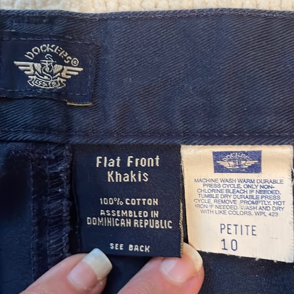 Dockers pants flat front Khakis navy blue women’s size 10 petite - Picture 6 of 9